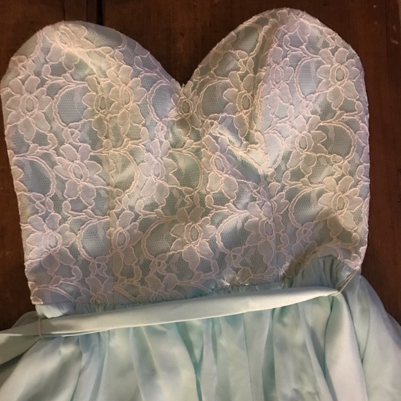 Turquoise Mori-Lee bridesmaid dress - Picture 3 of 6